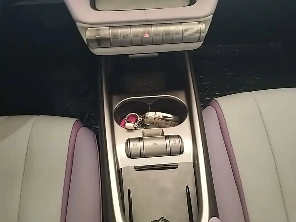 BYD Dolphin — миниатюра 14
