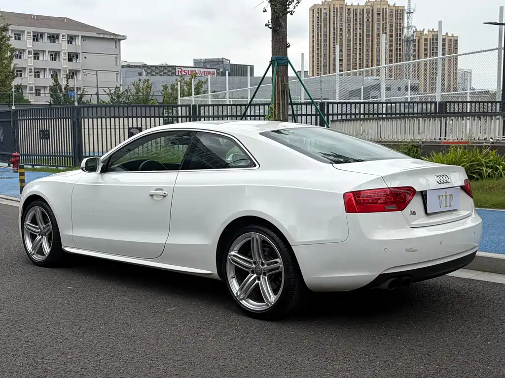 Audi A5 (Import) — миниатюра 3