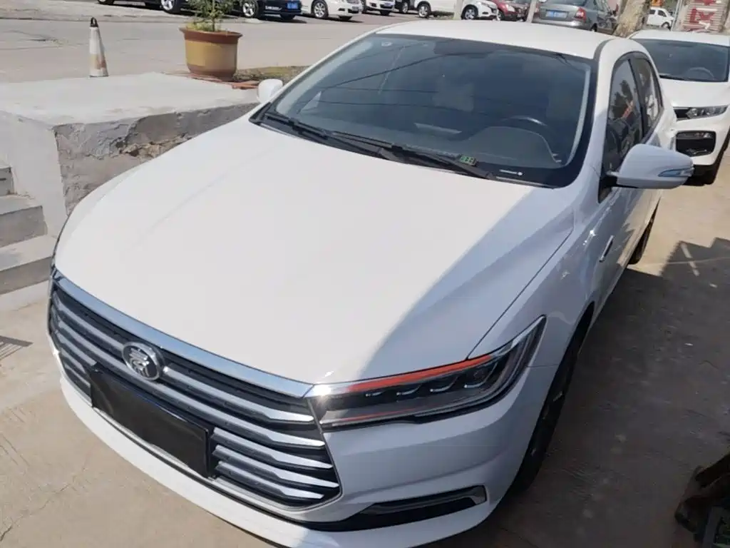 BYD Qin — миниатюра 2