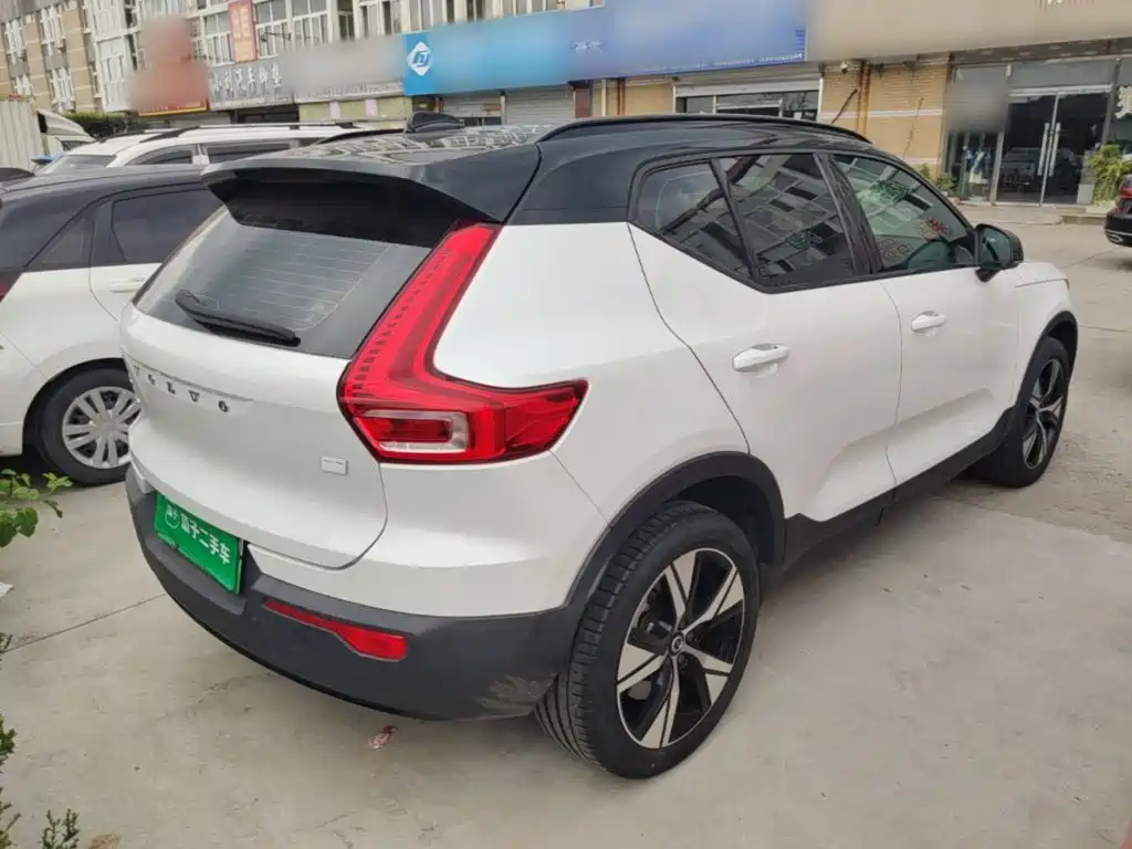 Volvo XC40 NEV — миниатюра 7