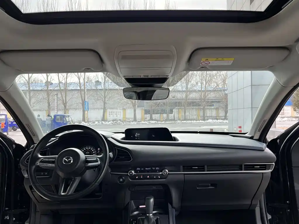 Mazda CX-30 — миниатюра 12