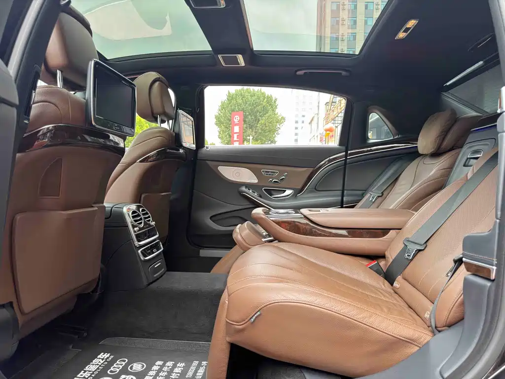 Mercedes-Benz S-Class — миниатюра 8
