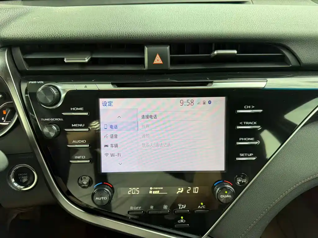 Toyota Camry — миниатюра 10