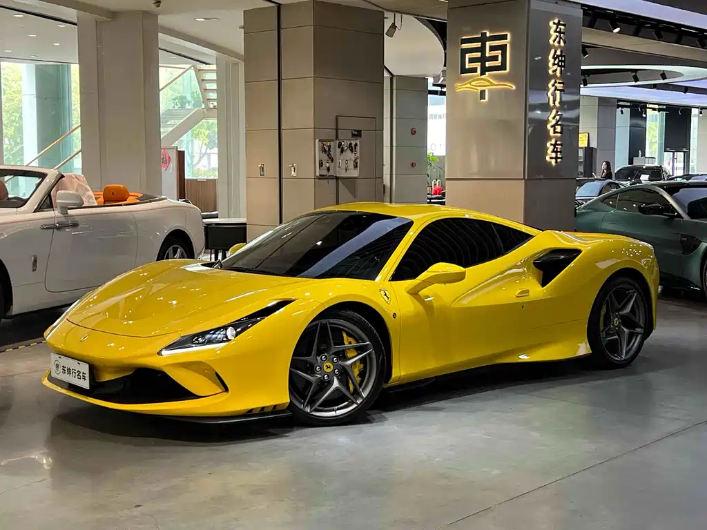 Ferrari F8 2021