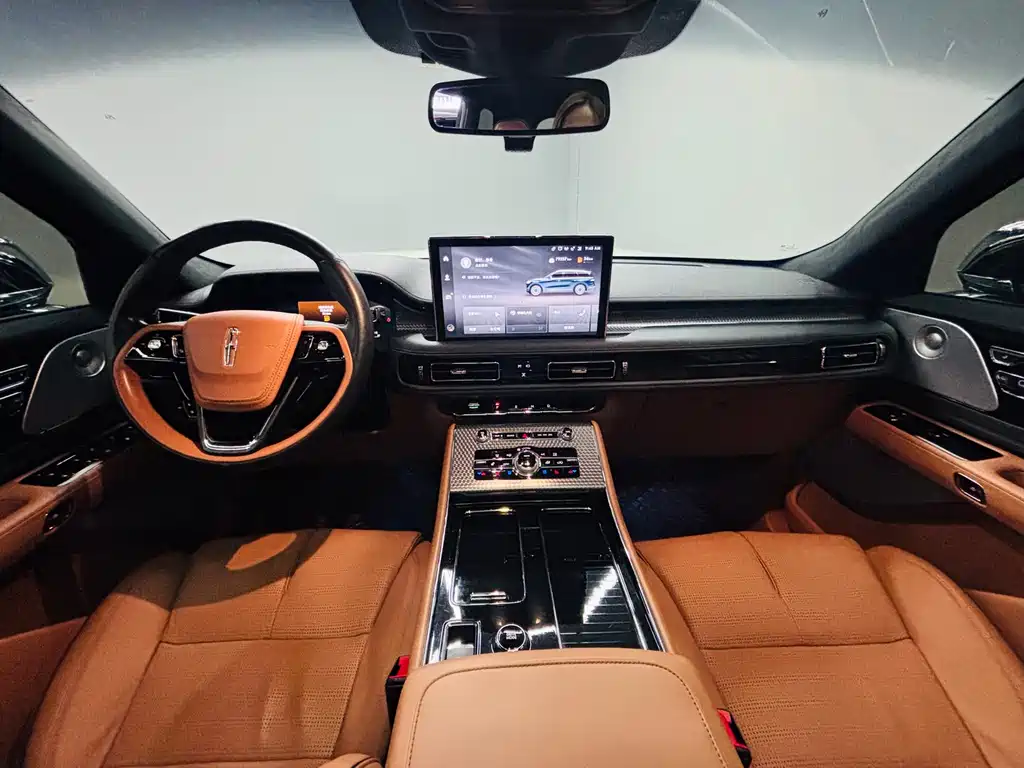 Lincoln Aviator — миниатюра 11