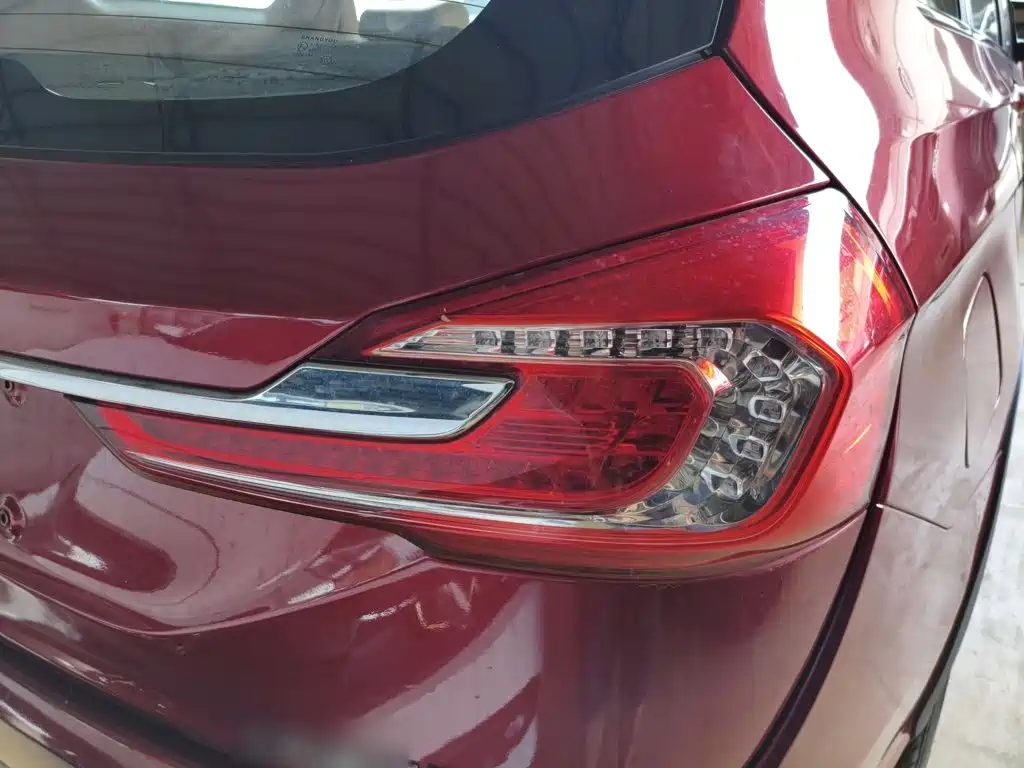 Baojun 310W — миниатюра 8