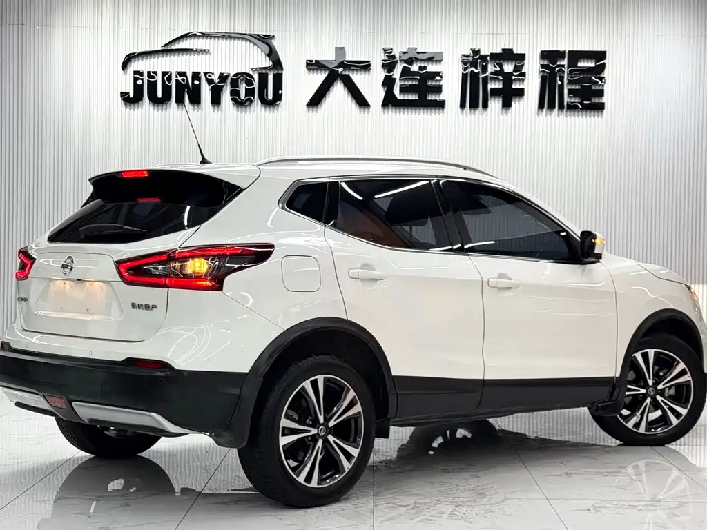 Nissan Qashqai — миниатюра 4