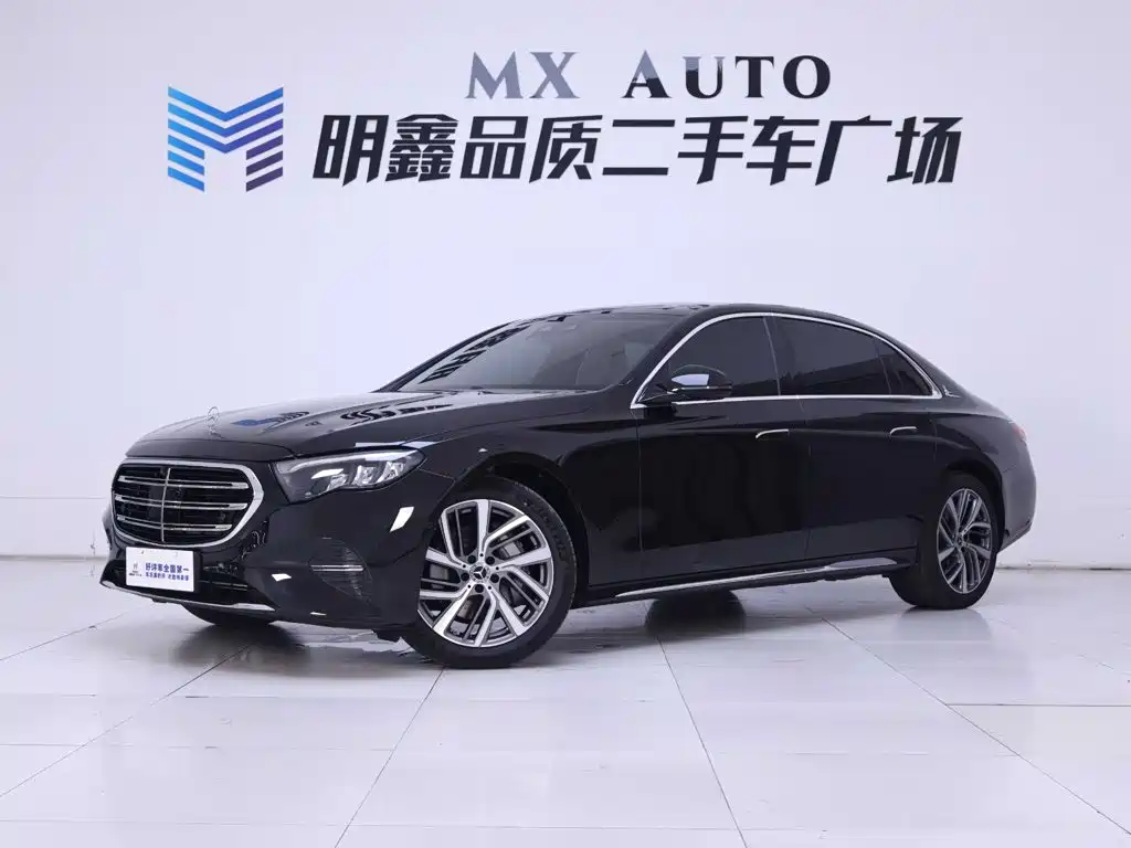 Mercedes-Benz E-Class — миниатюра 2