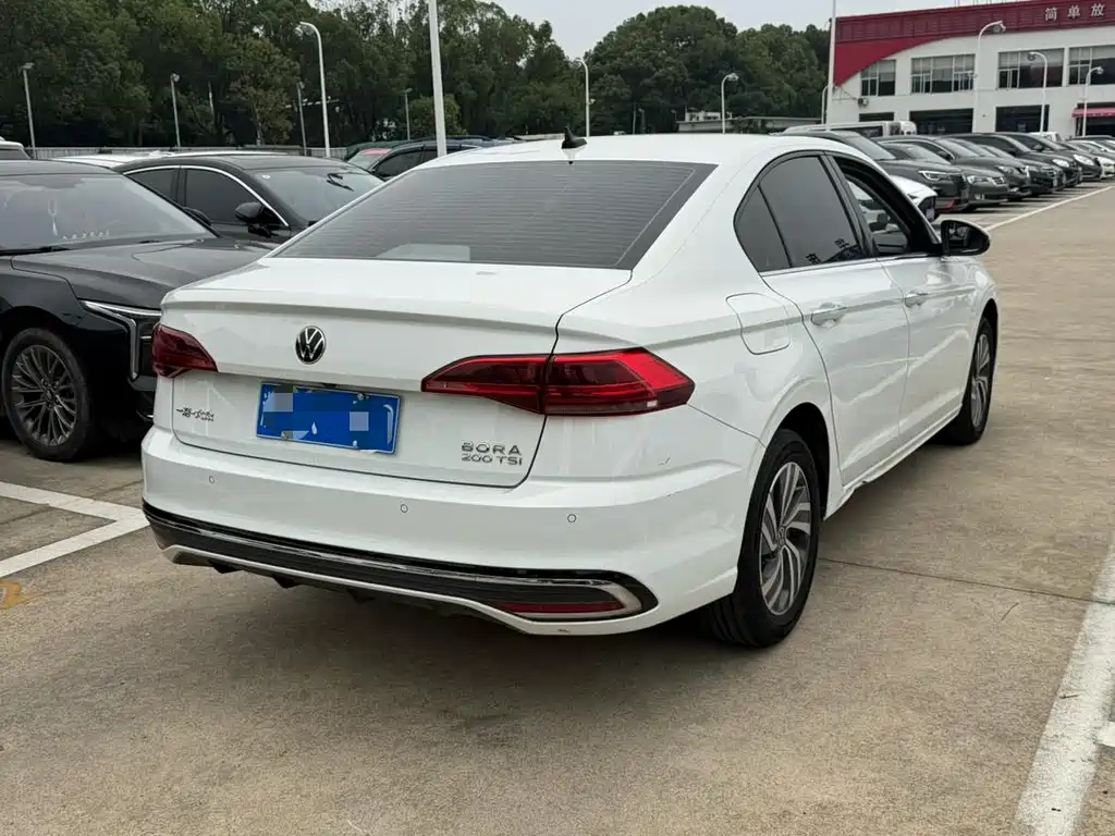 Volkswagen Bora — миниатюра 12