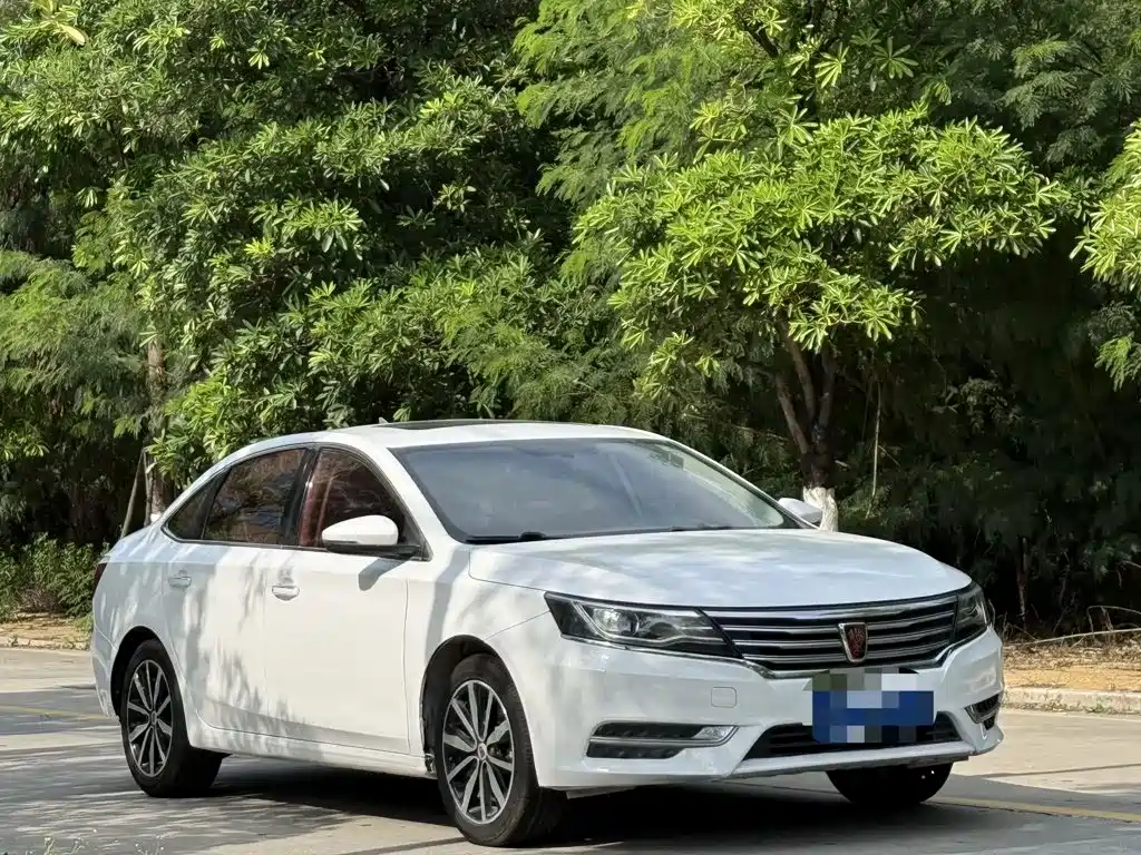 Roewe i6 Classic — миниатюра 3