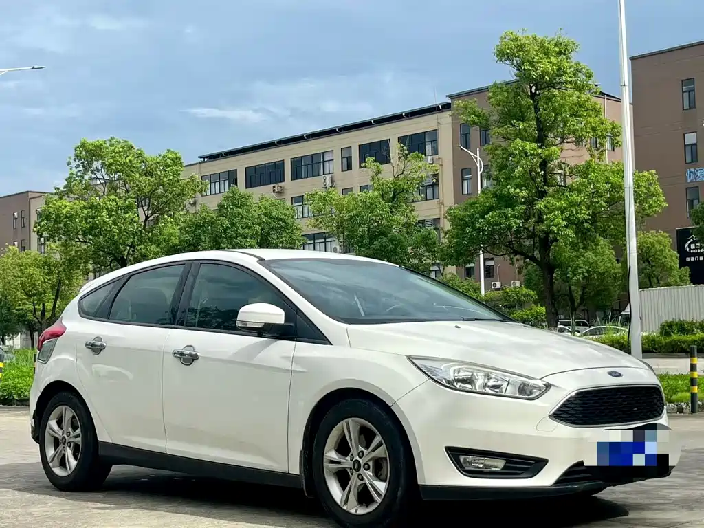 Ford Focus — миниатюра 3