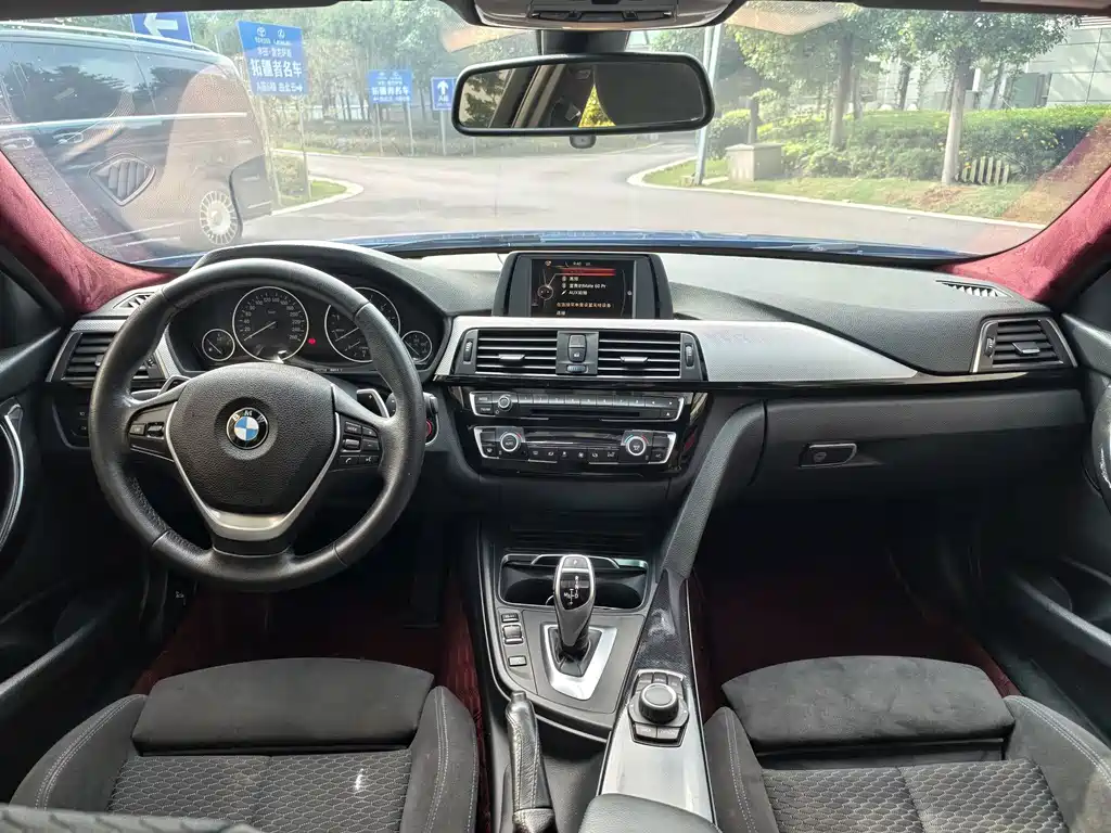 BMW 3 Series — миниатюра 10