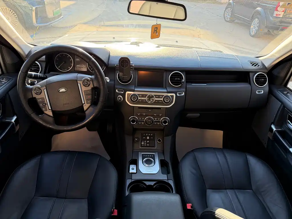 Land Rover Discovery 2016 3.0 SC V6 HSE