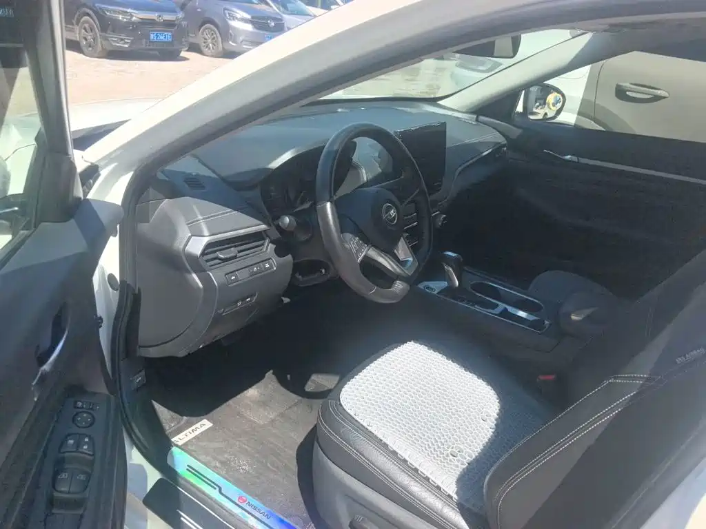 Nissan Teana — миниатюра 13
