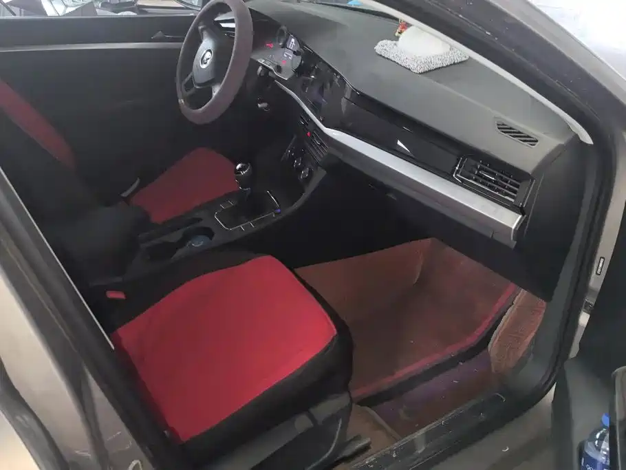 Volkswagen Bora — миниатюра 8