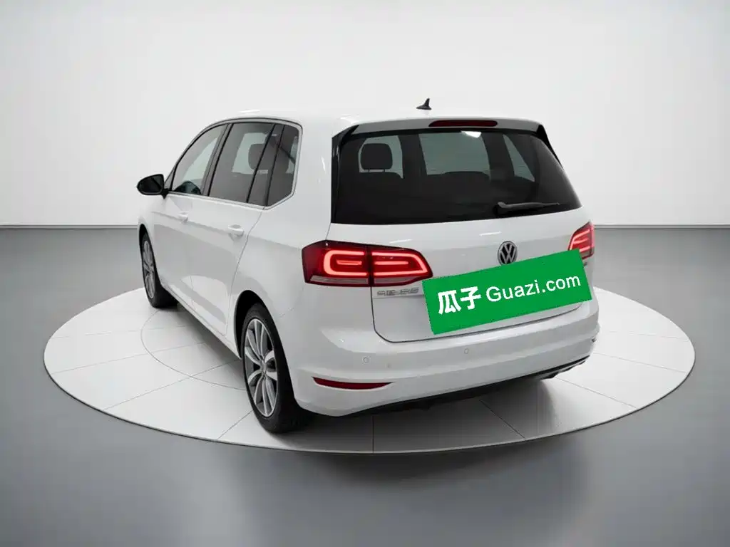 Volkswagen Golf Sportsvan — миниатюра 25