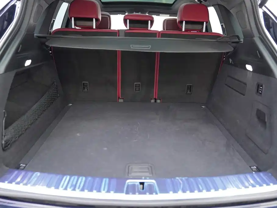 Porsche Cayenne — миниатюра 15