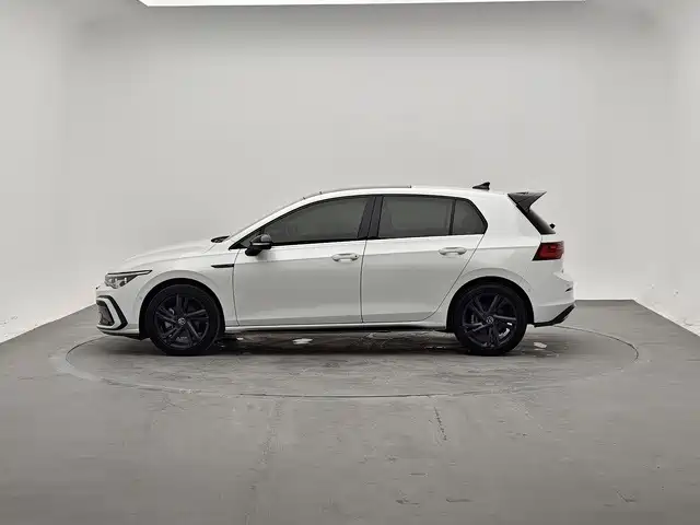Volkswagen Golf — миниатюра 3