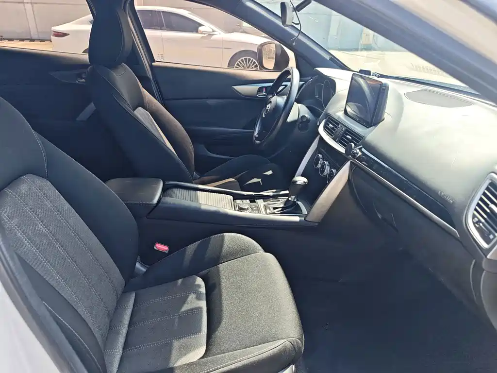 Mazda CX-4 — миниатюра 9