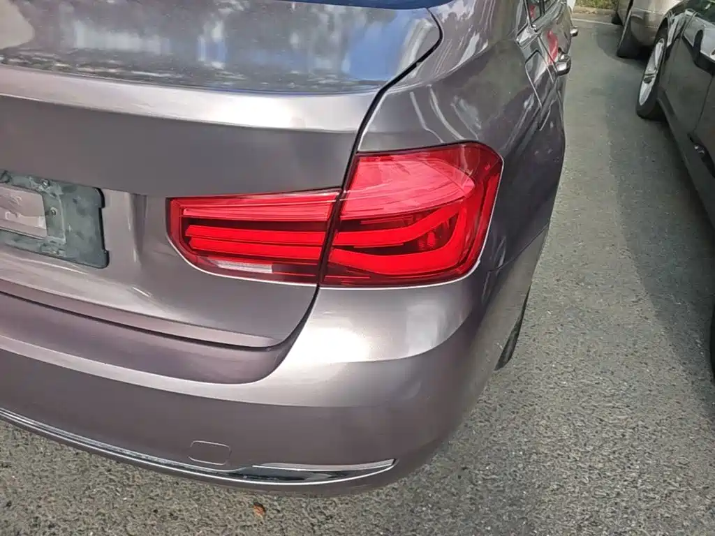 BMW 3 Series — миниатюра 8