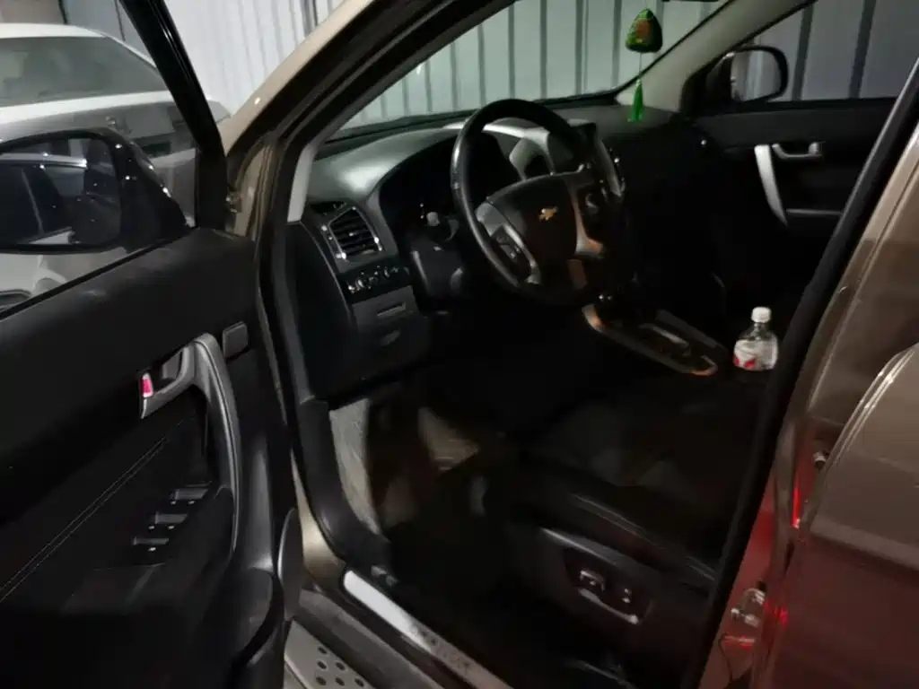 Chevrolet Captiva — миниатюра 18