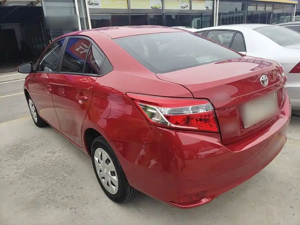 Toyota Vios — миниатюра 5
