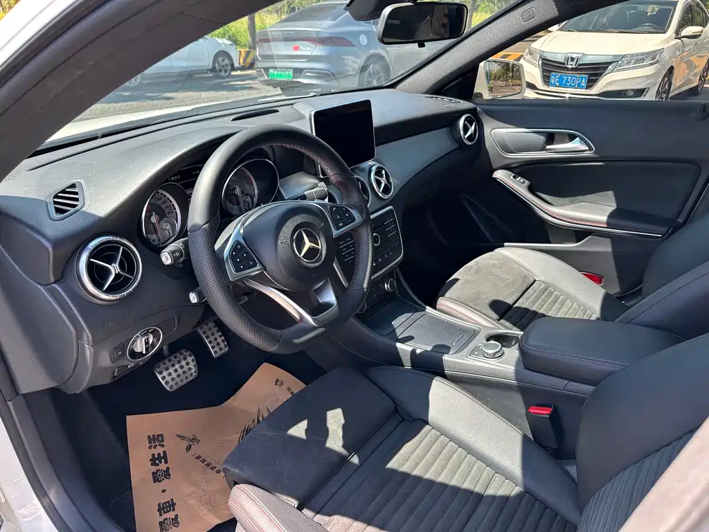 Mercedes-Benz CLA (Import) — миниатюра 9