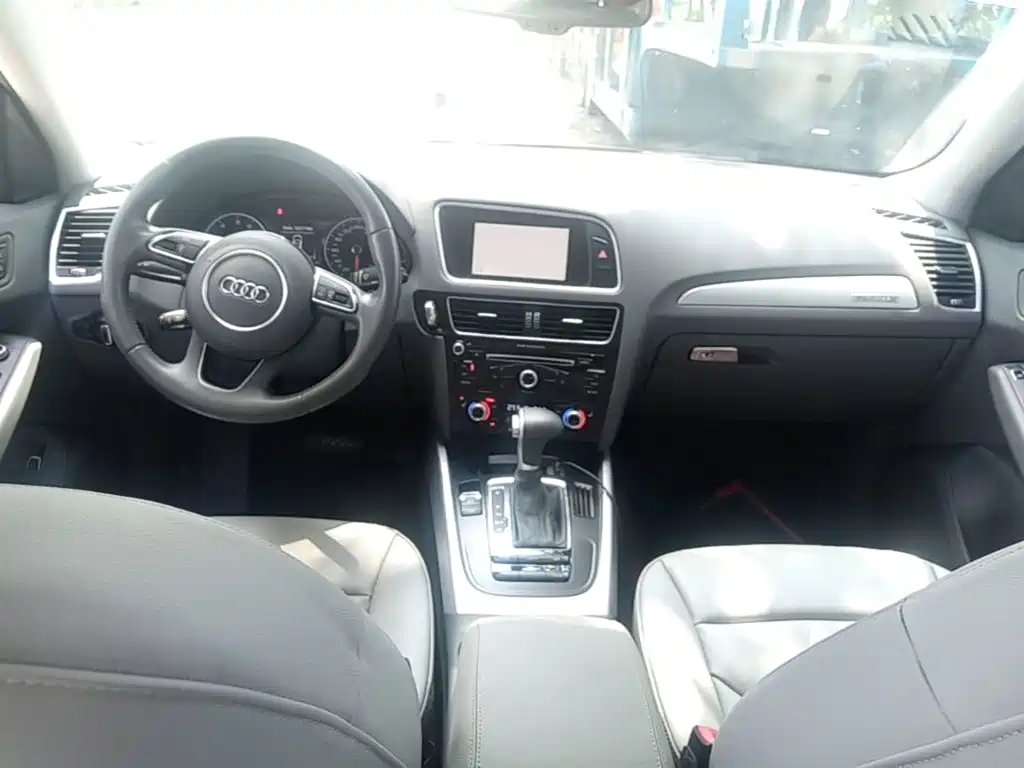 Audi Q5 — миниатюра 10