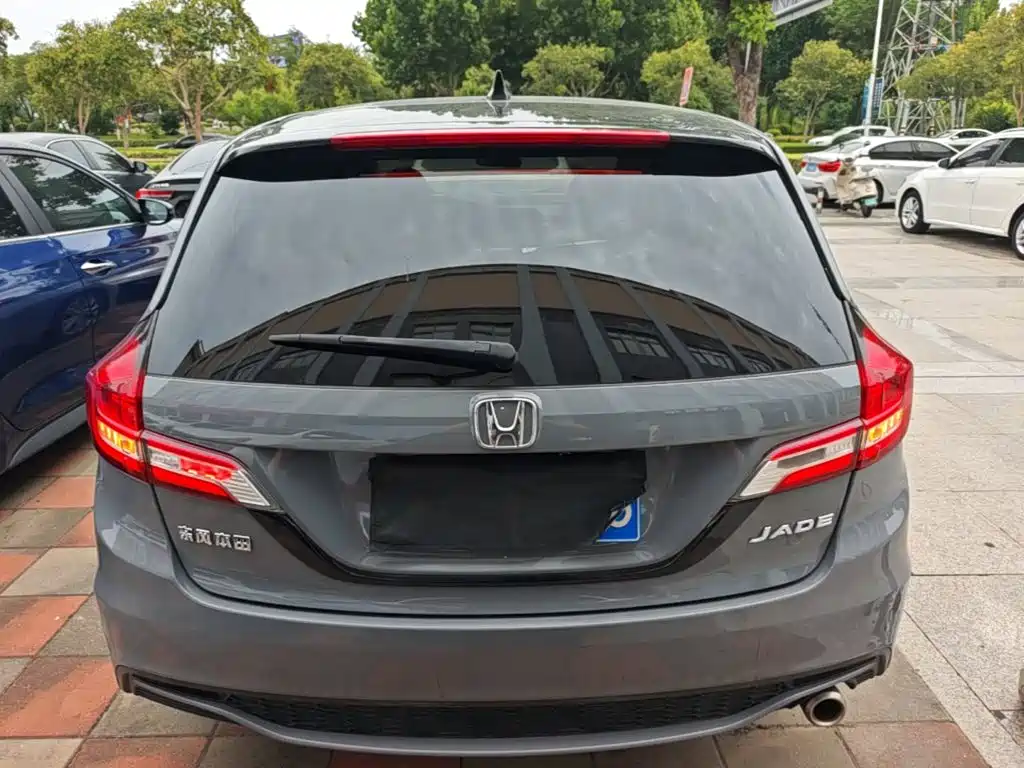 Honda Jade — миниатюра 6