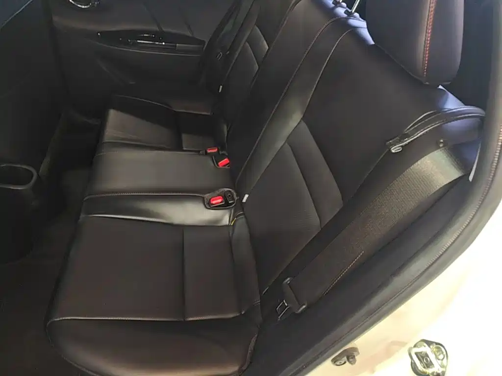 Toyota Yaris L — миниатюра 17