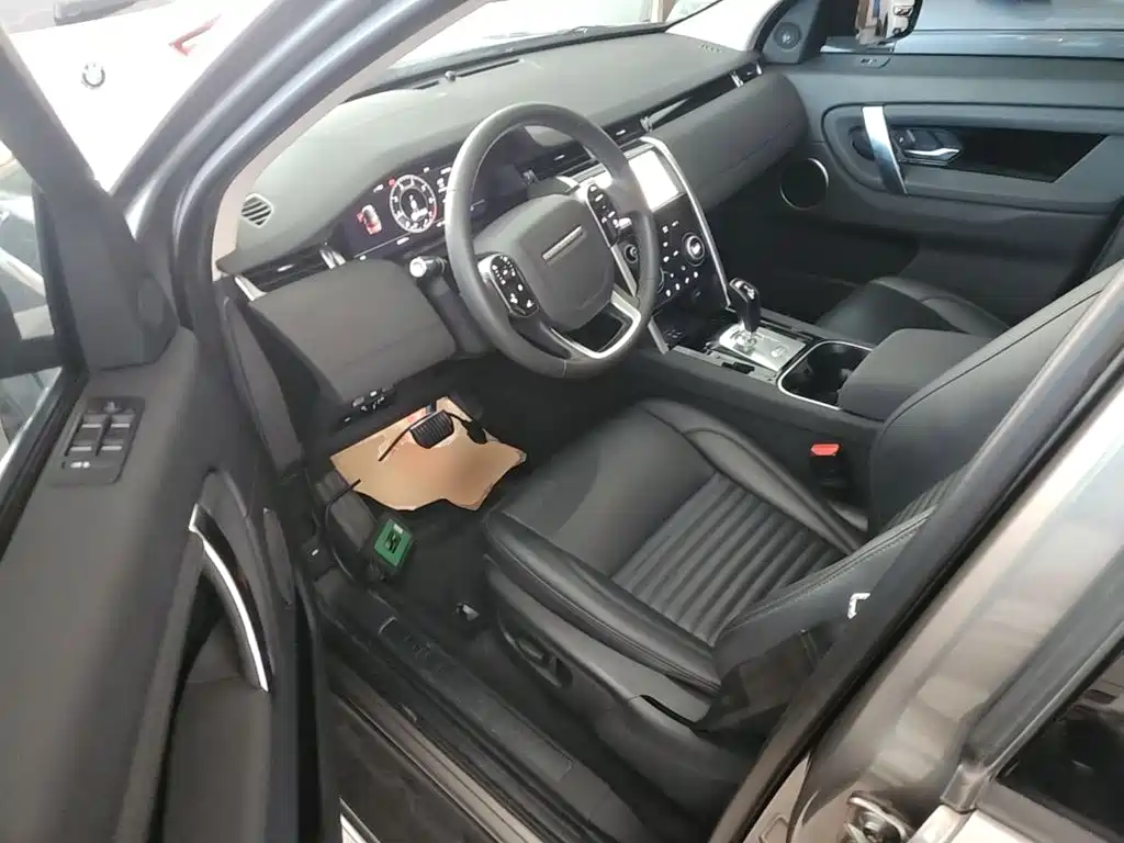Land Rover Discovery Sport — миниатюра 16
