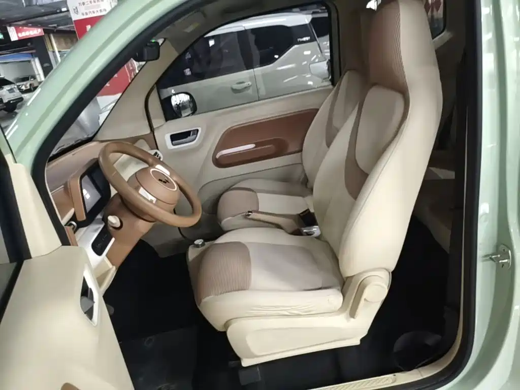 Wuling MINIEV — миниатюра 15