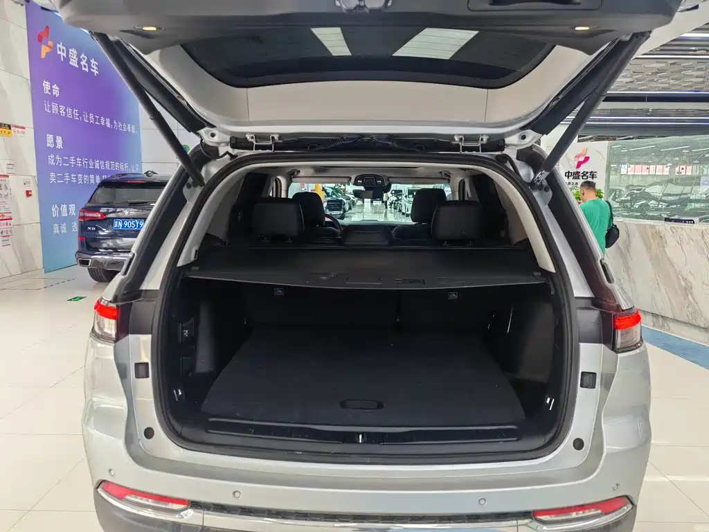 Jeep Grand Cherokee 4xe (Import) — миниатюра 16