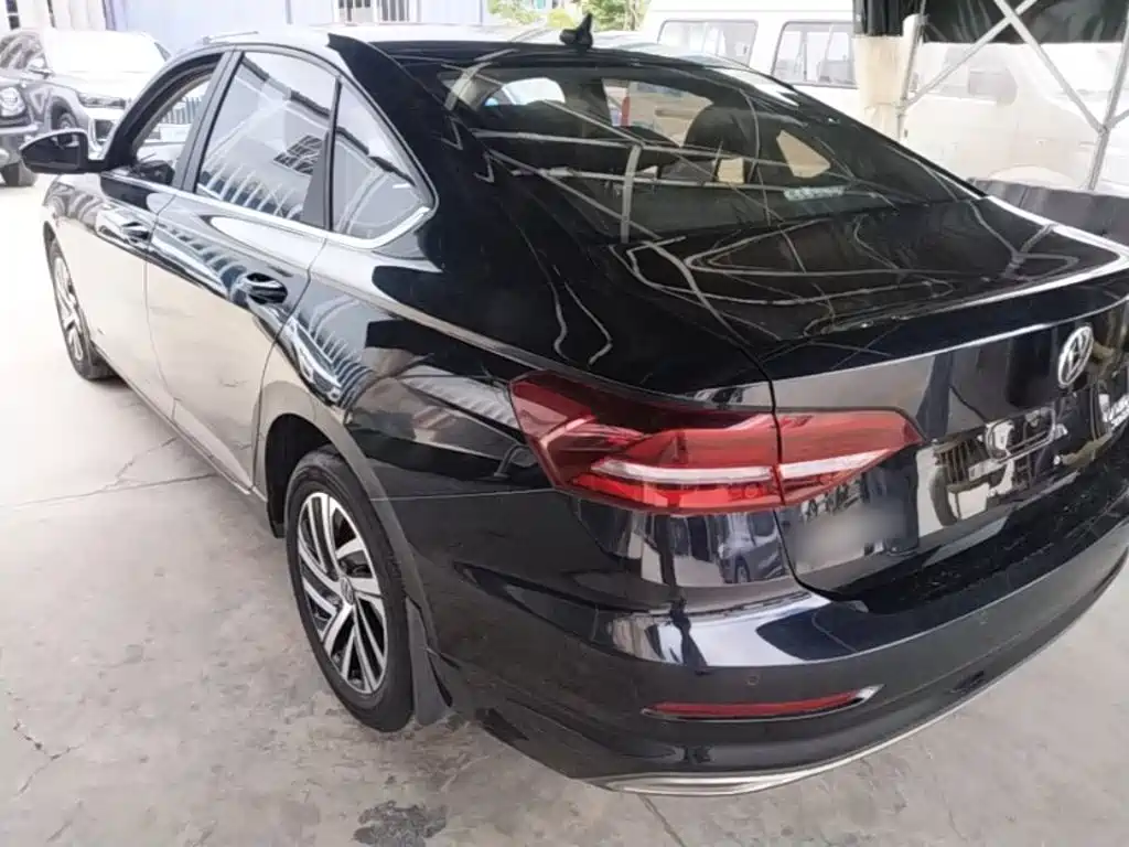 Volkswagen Lavida — миниатюра 5