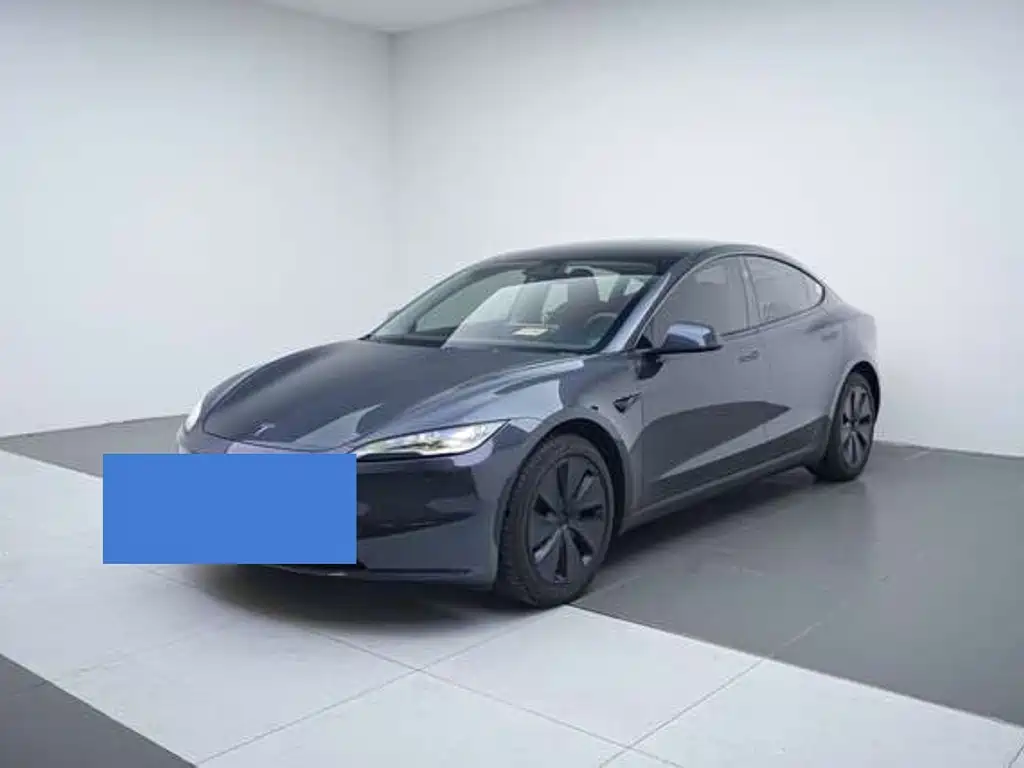 Tesla Model 3 2025