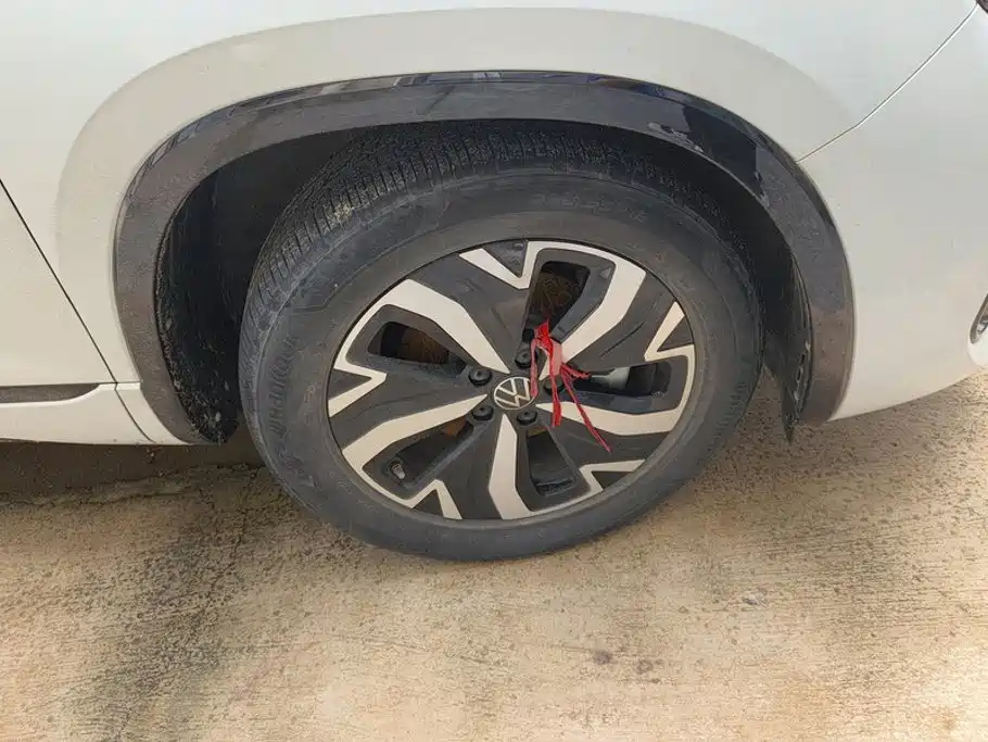 Volkswagen 探岳 GTE — миниатюра 6