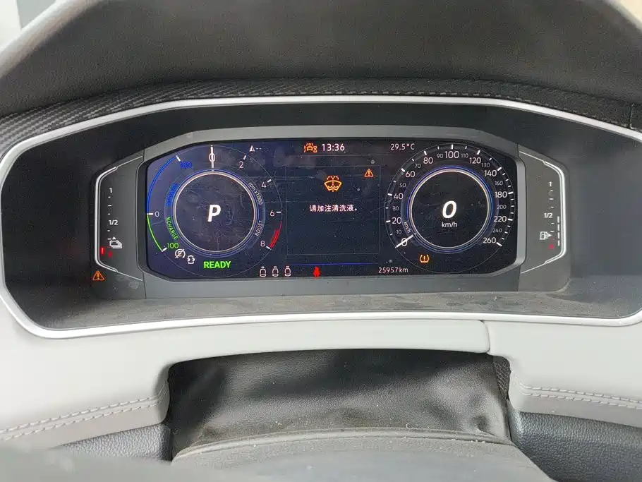 Volkswagen 探岳 GTE — миниатюра 14