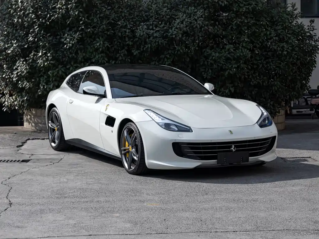 Ferrari GTC4Lusso 2016 6.3L V12