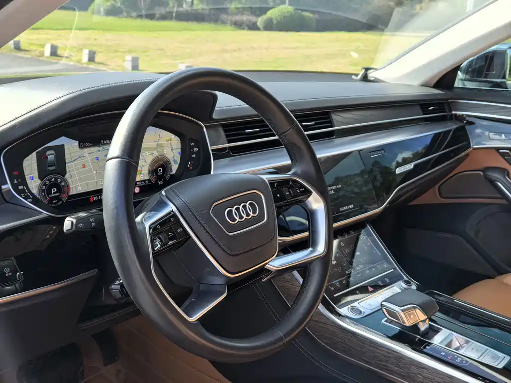 Audi A8 — миниатюра 8