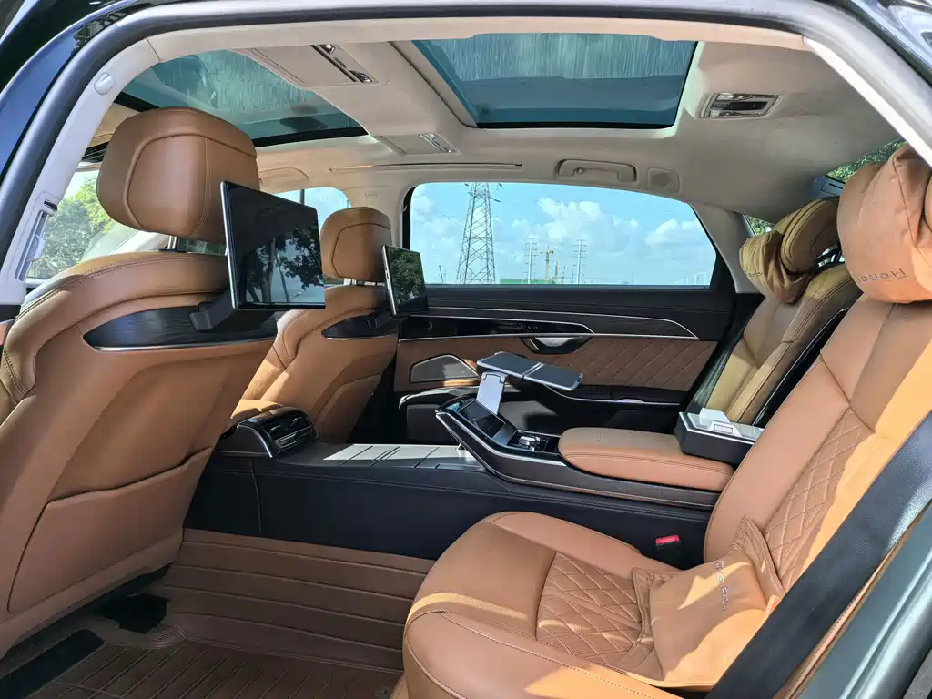 Audi A8 — миниатюра 15