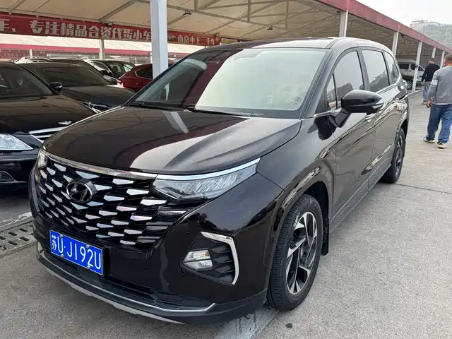 HYUNDAI KUSTU