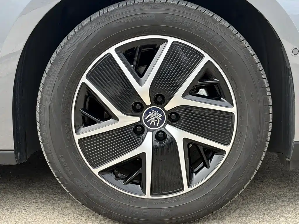 BYD Qin L — миниатюра 20