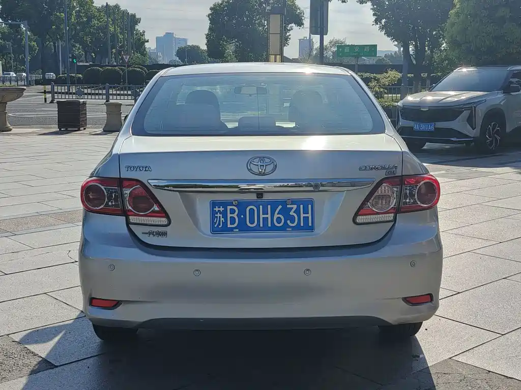 Toyota Corolla — миниатюра 5