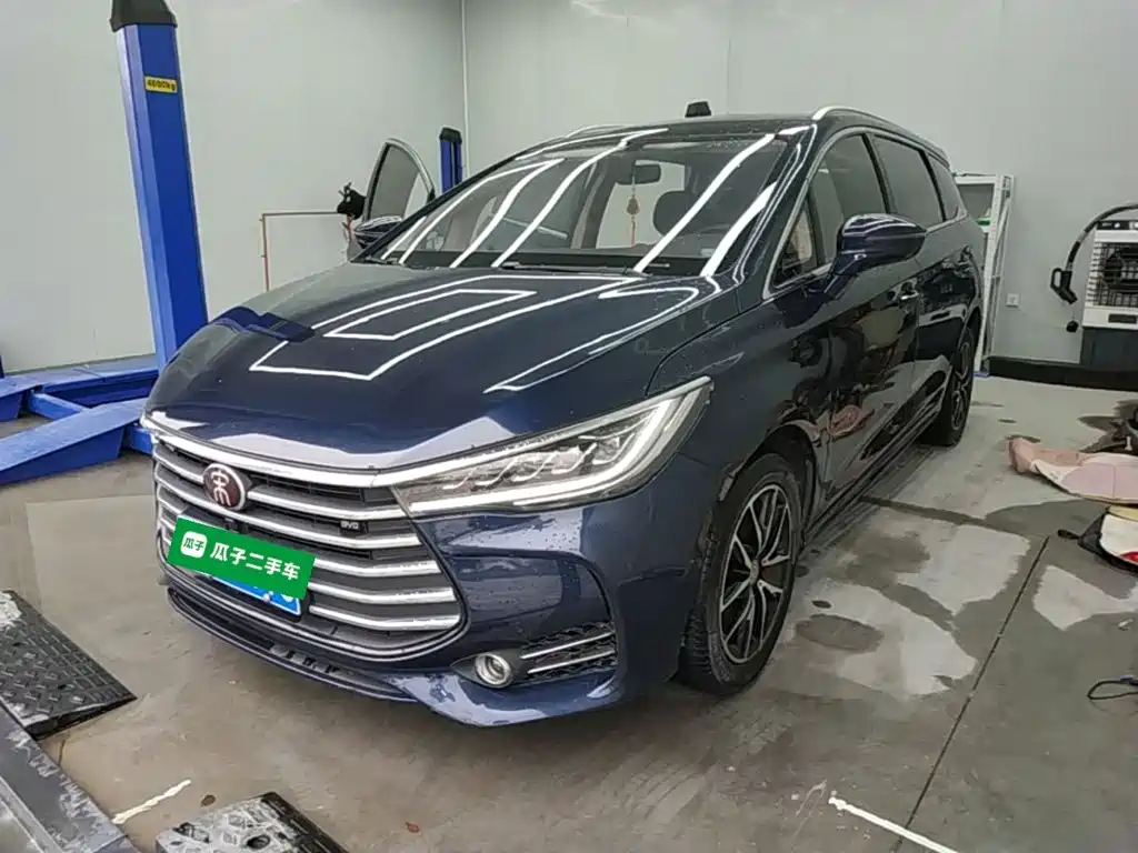 BYD MAX — миниатюра 2
