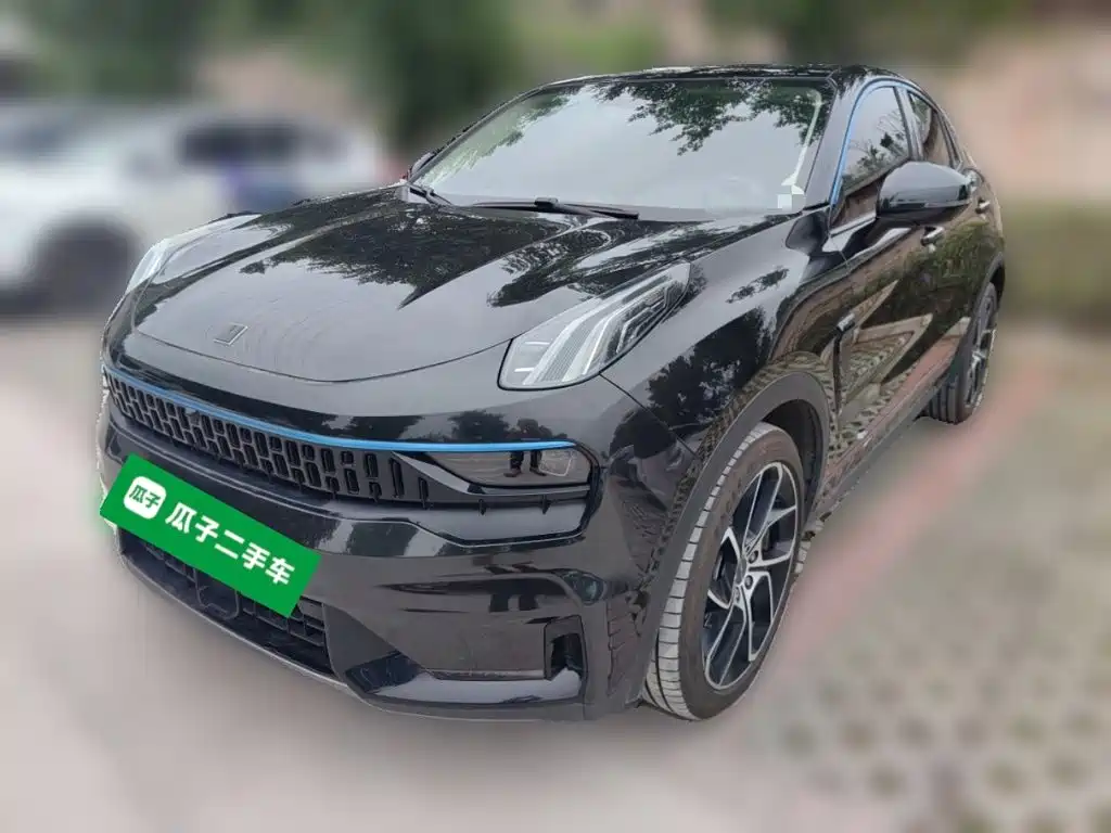 Lynk & Co 05