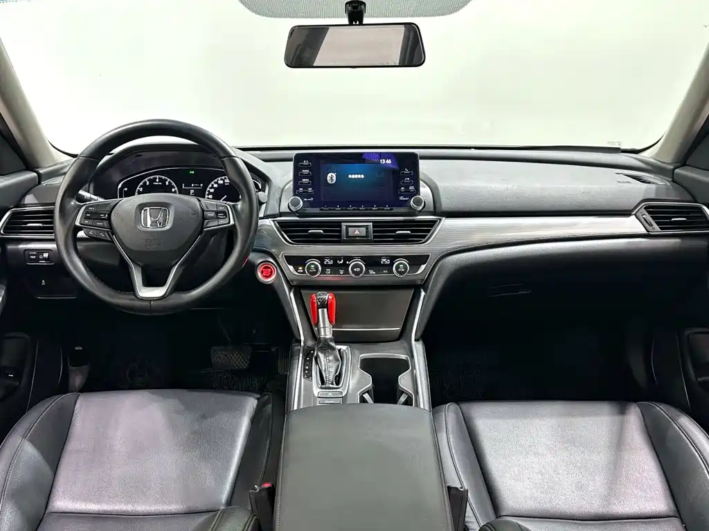 Honda Accord — миниатюра 11