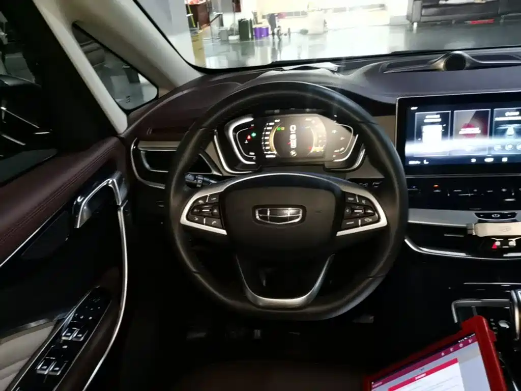 Geely Jia Ji — миниатюра 11
