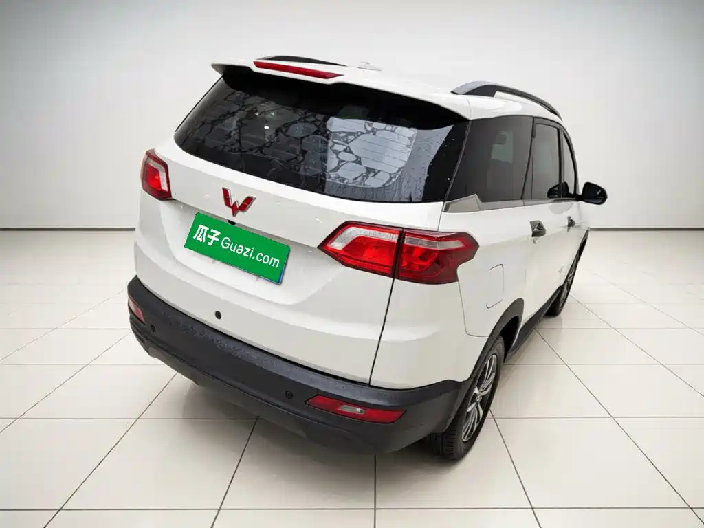 Wuling Hongguang S3 — миниатюра 4