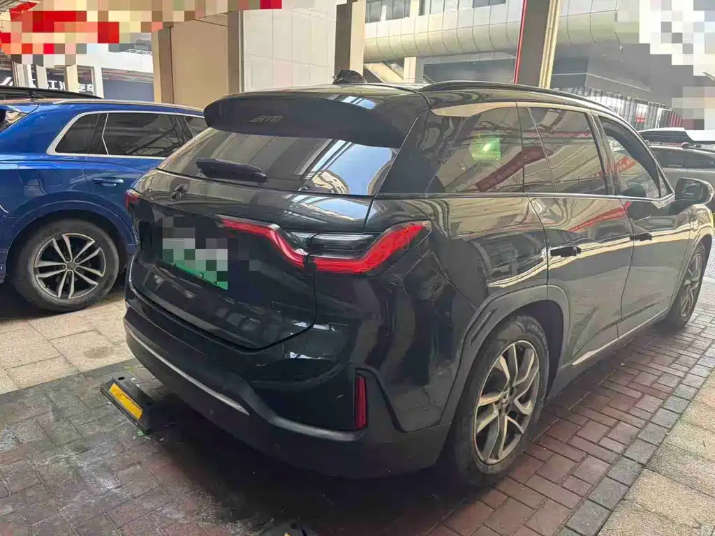 NIO ES6 — миниатюра 10