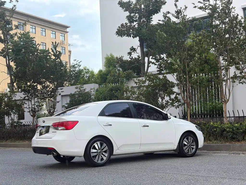 Kia Forte — миниатюра 6